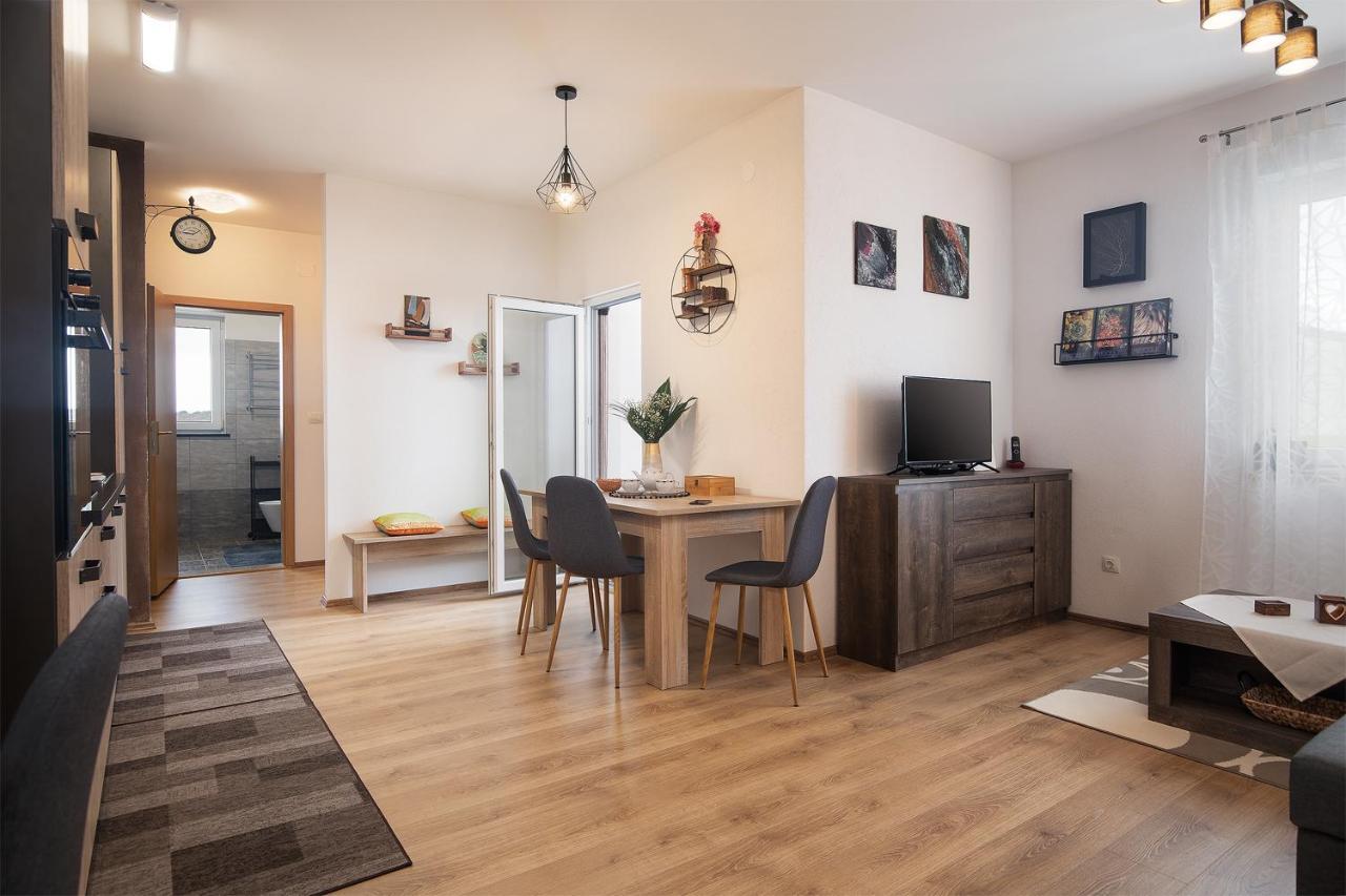 Apartment Little Gallery **** Rovinj Eksteriør billede